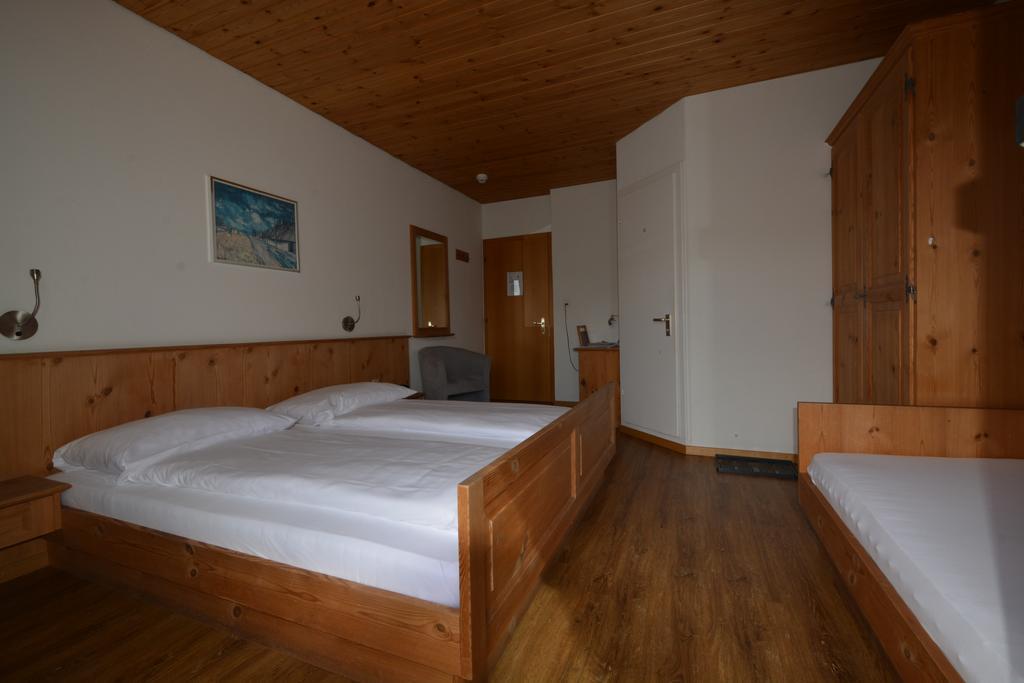 Hotel Terminus Samedan Exterior foto