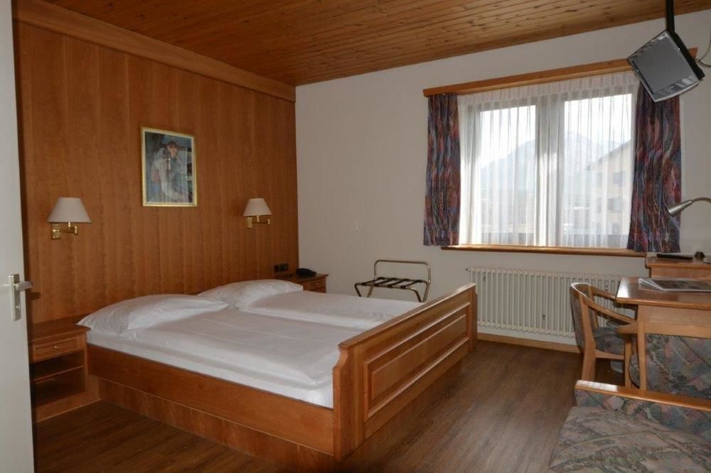 Hotel Terminus Samedan Exterior foto