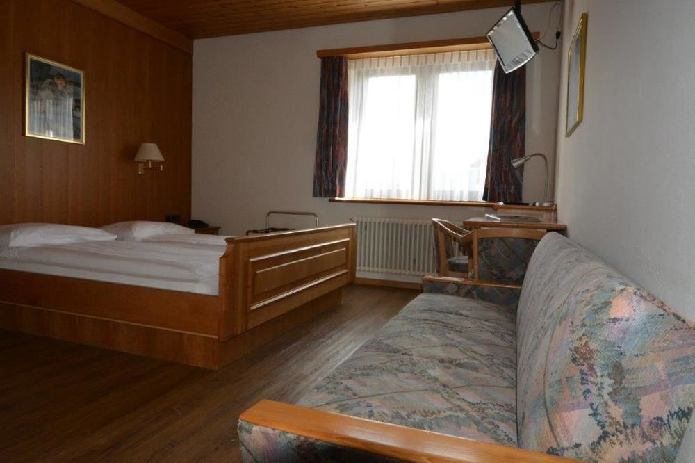 Hotel Terminus Samedan Exterior foto